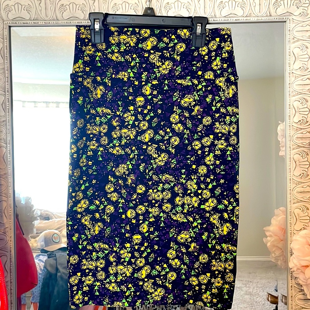 💛 Pencil Skirt 💛